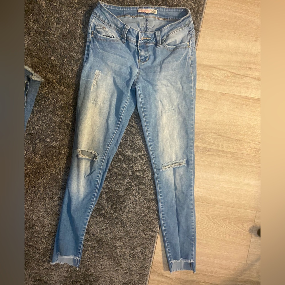 Skinny Jeans with Holes